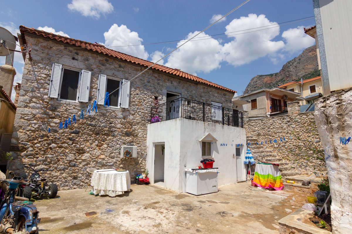 242 | Stone House next to the famous climbing routes of the Red Rock