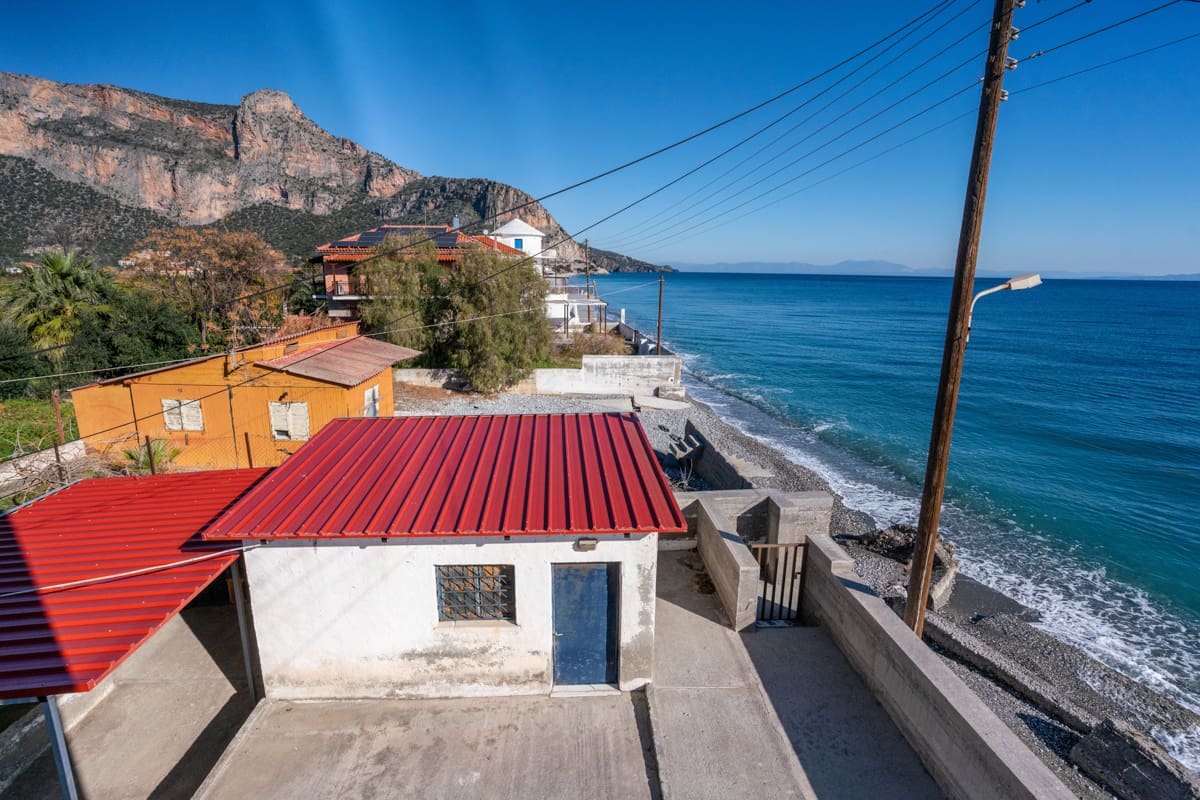 276-Beachfront-2-Level-House-For-Sale-Lakkos-Leonidio-Peloponnese